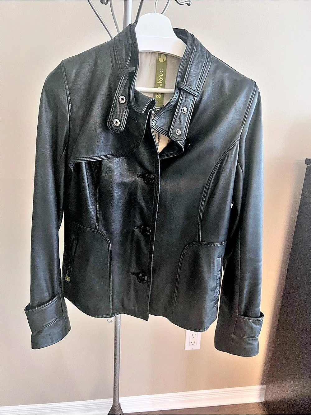 Soia & Kyo Genuine Leather Jacket in Black Like New